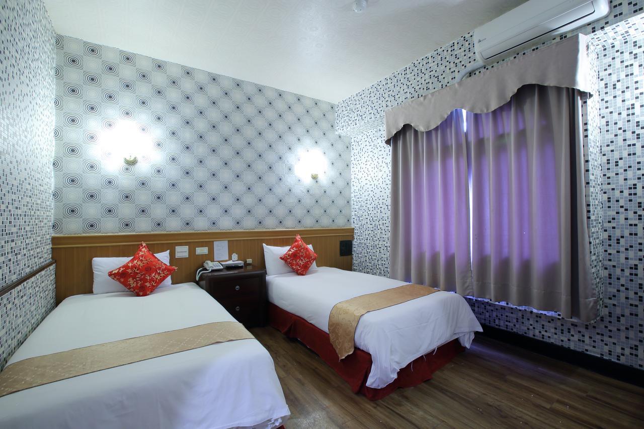 Chiayi Crown Hotel Dış mekan fotoğraf