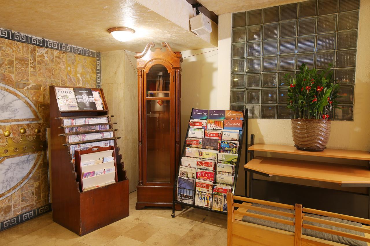Chiayi Crown Hotel Dış mekan fotoğraf